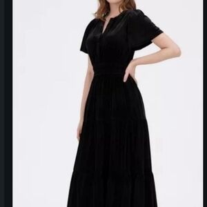 Elegant Black Maxi Dress